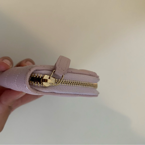 *PRICE FIRM* Authentic Chanel Classic Zip Coin Purse in Light Pink color - Picture 10 of 13